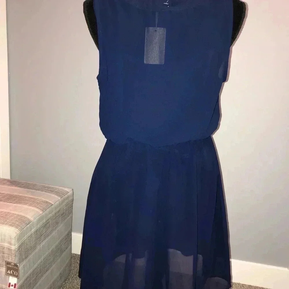 Doe and Rae Dress - Picture 2 of 4
